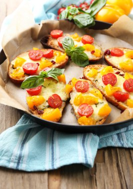 domatesli bruschetta