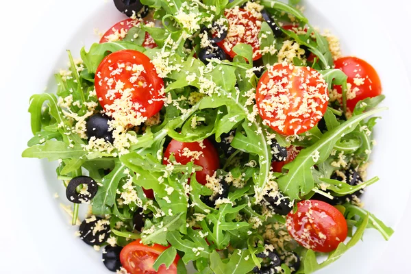 Salada fresca com arugula — Fotografia de Stock