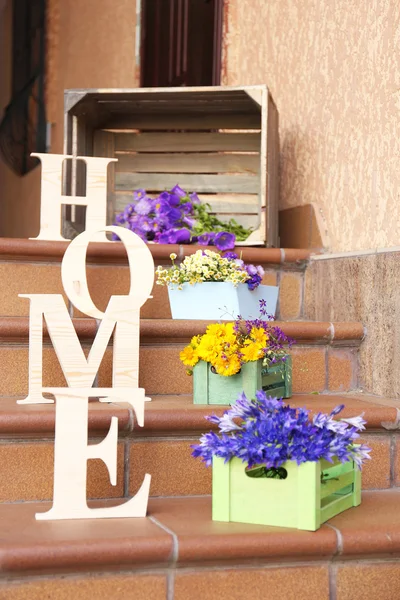 Steps decoration with wildflowers — Stock Photo, Image