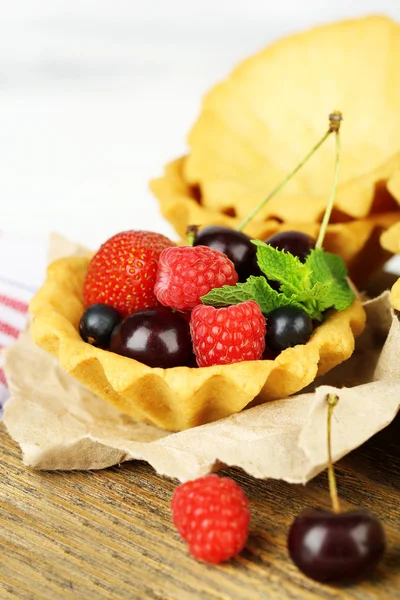 Chutné koláčky s ovocem — Stock fotografie