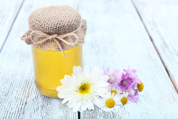 Jar full of delicious fresh honey — Stock Photo, Image