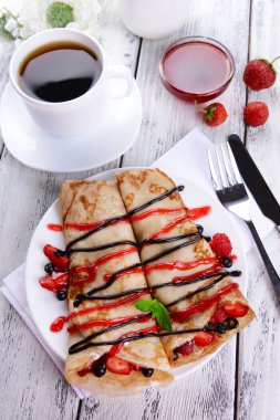 lezzetli kek çilek ile