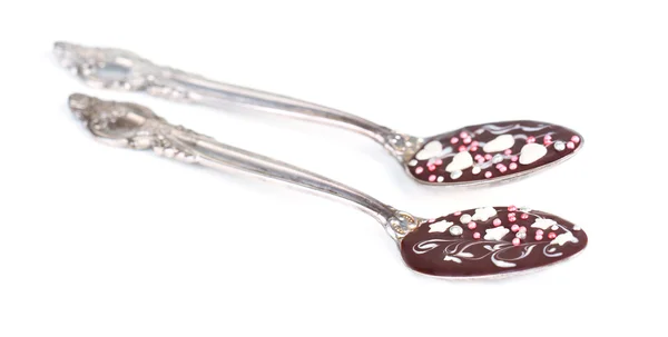 Parti için kaşık ile lezzetli çikolata. beyaz izole — Stok fotoğraf