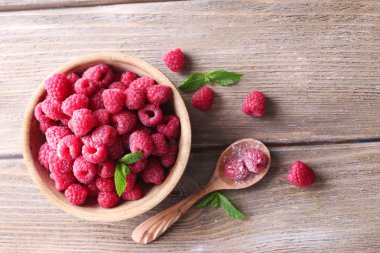 Olgun tatlı ahududu