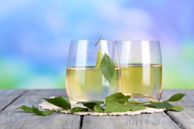 Bardak taze huş ağacı sap