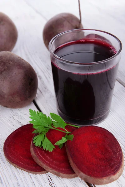 Glass of fresh beet juice — Stock Photo, Image