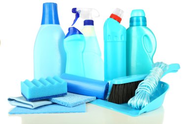 Temizlik ürünleri beyaza izole edildi