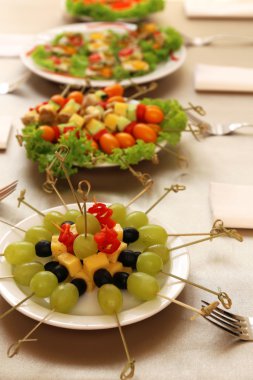 Restoran Tablo ayarı ile lezzetli yemekler