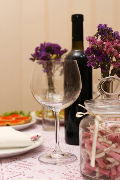 Restaurant table setting — Stock Photo, Image