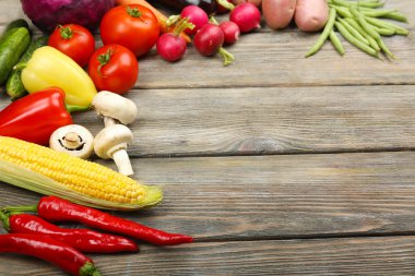 taze organik sebze ile yaz çerçeve