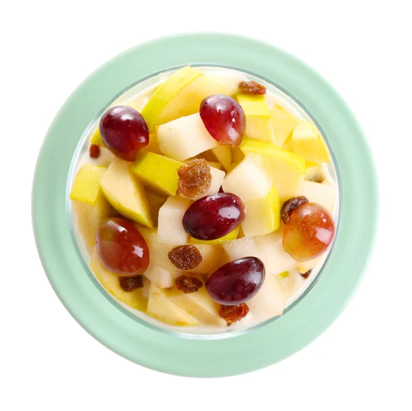 Йогурт со свежим виноградом и яблочными ломтиками — стоковое фото