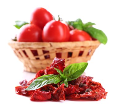 Güneş kurutulmuş domates
