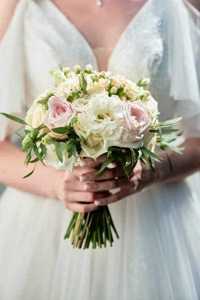 Portrait Beautiful Bride Wedding Dress Bridal Bouquet White Pink Rose — Stock Photo, Image