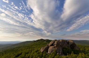 cennet dağlar üzerinde