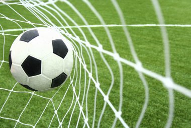 Kalede futbol topu