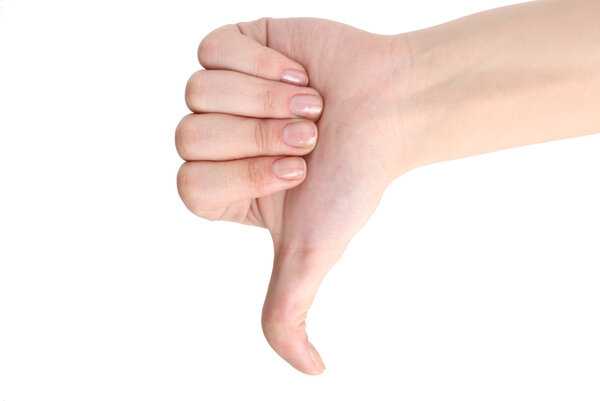 Деловой человек держит в руках чистую бумажную визитку
