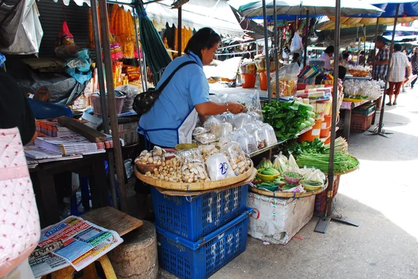 Rynek turystyka w Tajlandii. — Zdjęcie stockowe