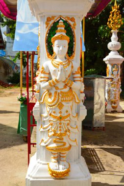 tapınakta chiang rai