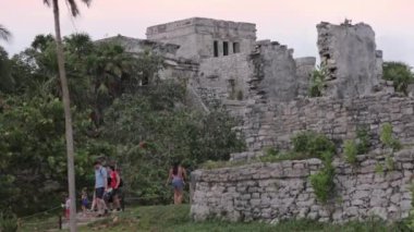 Meksika, Yucatan 'da Tulum Maya harabeleri.