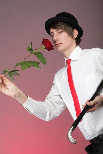 Retrato joven y rosa amor enamorado — Foto de Stock