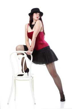 showgirl kadın dans izole kırmızı korse sandalye beyaz