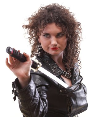 kıvırcık kadın kıvırcık kız ve kılıç