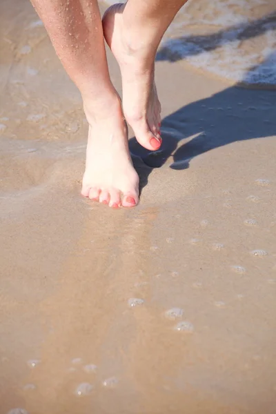 Nice legs in water — Stock Photo, Image