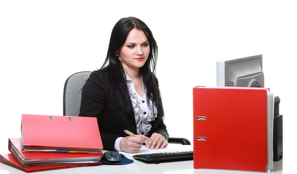 Mulher de negócios moderno sentado na mesa de escritório — Fotografia de Stock