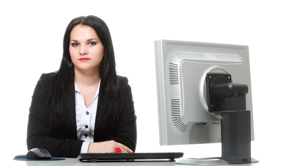 Mulher de negócios moderno sentado na mesa de escritório — Fotografia de Stock