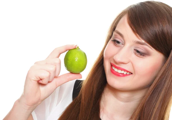 Jonge lachende vrouw met vruchten en groenten witte achtergrond — Stockfoto