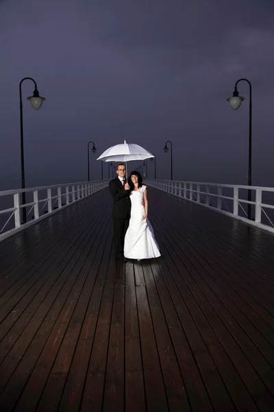 Bride and groom — Stock Photo, Image