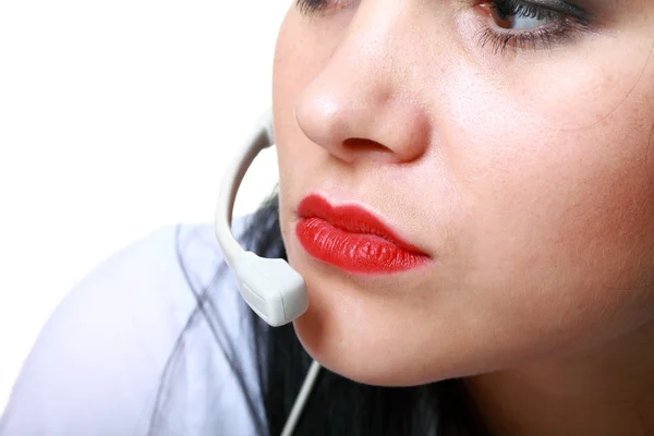 Menina morena nova com fones de ouvido — Fotografia de Stock