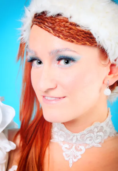 Piękne imbir w strój królowej śniegu — Zdjęcie stockowe