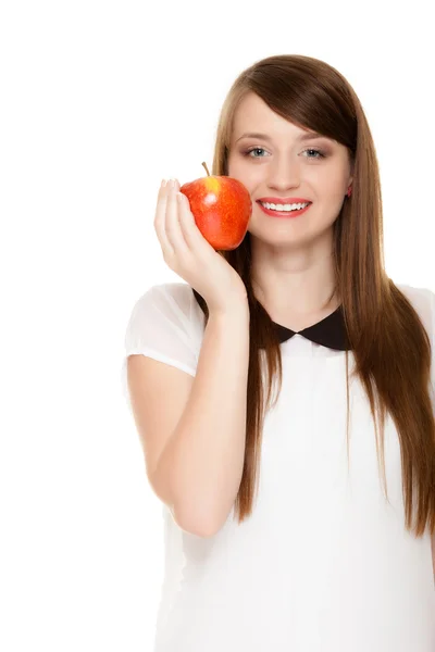 Dieta. Chica ofreciendo manzana fruta de temporada . — Foto de Stock