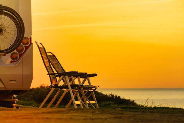 Camper Vehicle Tourist Chairs Spanish Sea Coast Camping Seaside Holidays — Stock Photo, Image