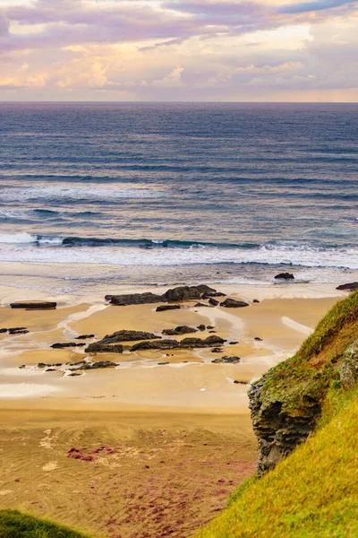 Spiaggia Carniciega Sulla Costa Delle Asturie Paesaggio Balneare Autunnale Nel — Foto Stock