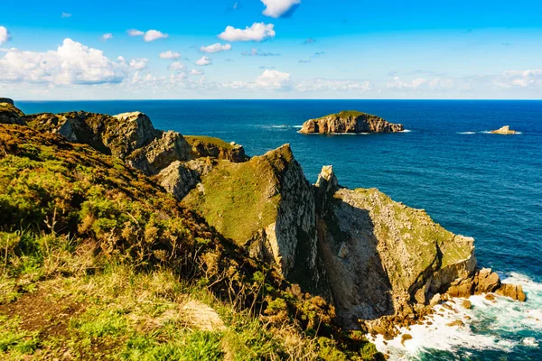 Havslandskap Atlanten Och Asturiens Steniga Kust Vid Cape Penas Havsstrand — Stockfoto