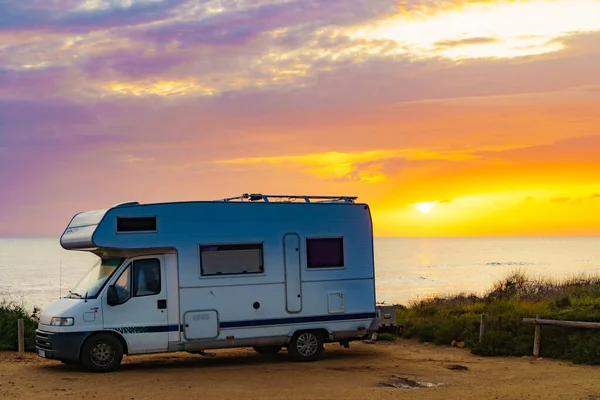 Camper Sunrise Mediterranean Coast Camping Nature Beach Vacation Trip Motorhome — Stock Photo, Image