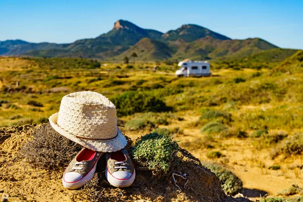 Sombrero Verano Zapatos Costa Del Mar Caravana Coche Camping Playa — Foto de Stock