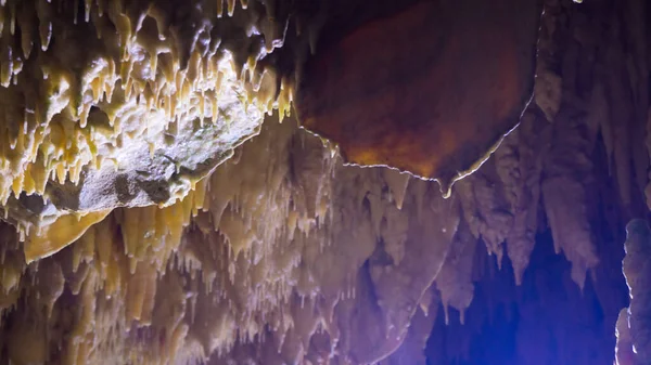 Formations Impressionnantes Des Stalactites Stalagmites Dans Grotte Dirou Destination Grecque — Photo