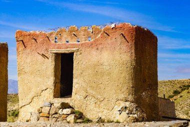 Film mekanı, İspanya, Sierra Alhamilla 'daki El Chorrillo köyü. Turist eğlencesi