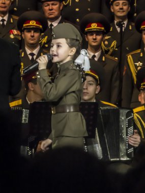 küçük asker bir şarkı söyler