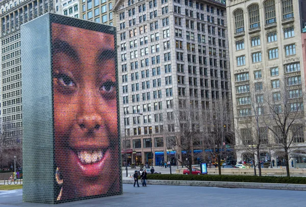 Crown Fountain — Stock Photo, Image