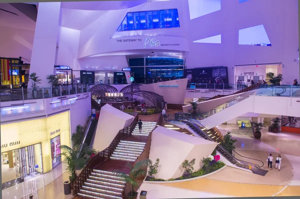 Торговый центр Las Vegas Crystals — стоковое фото
