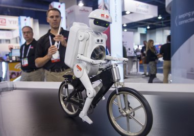 CES 2014 robot