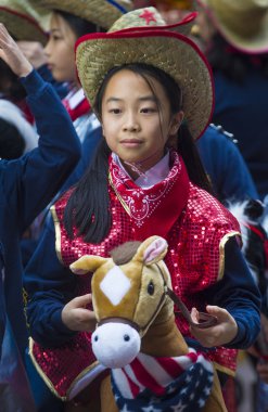 Çin yeni yılı parade