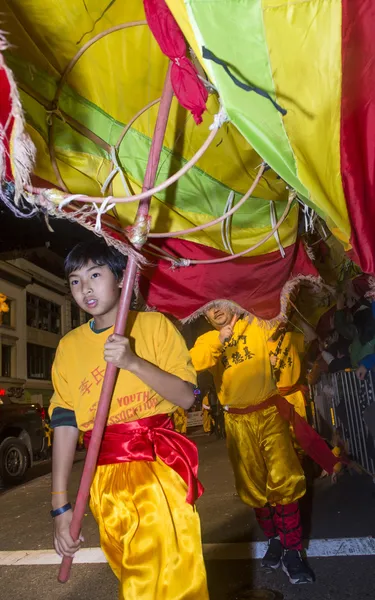 ขบวนพาเหรดตรุษจีน — ภาพถ่ายสต็อก