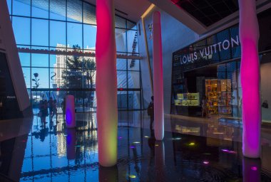 Las vegas kristalleri alışveriş merkezi 