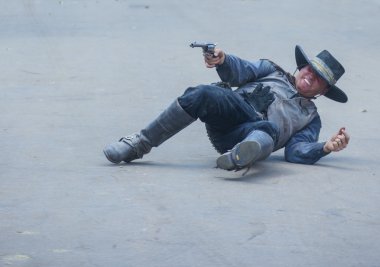 mezar taşı vigilante gün