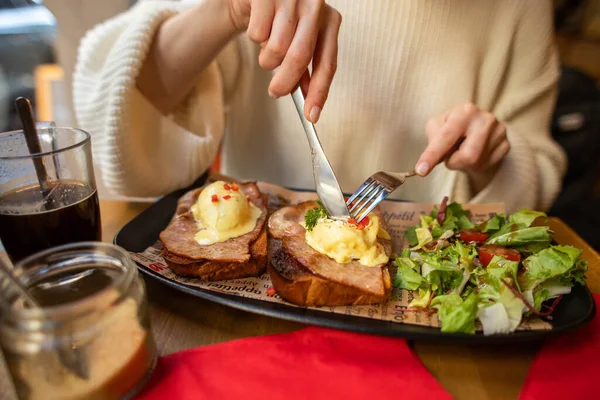 Delicious Breakfast Egg Toast — Fotografia de Stock